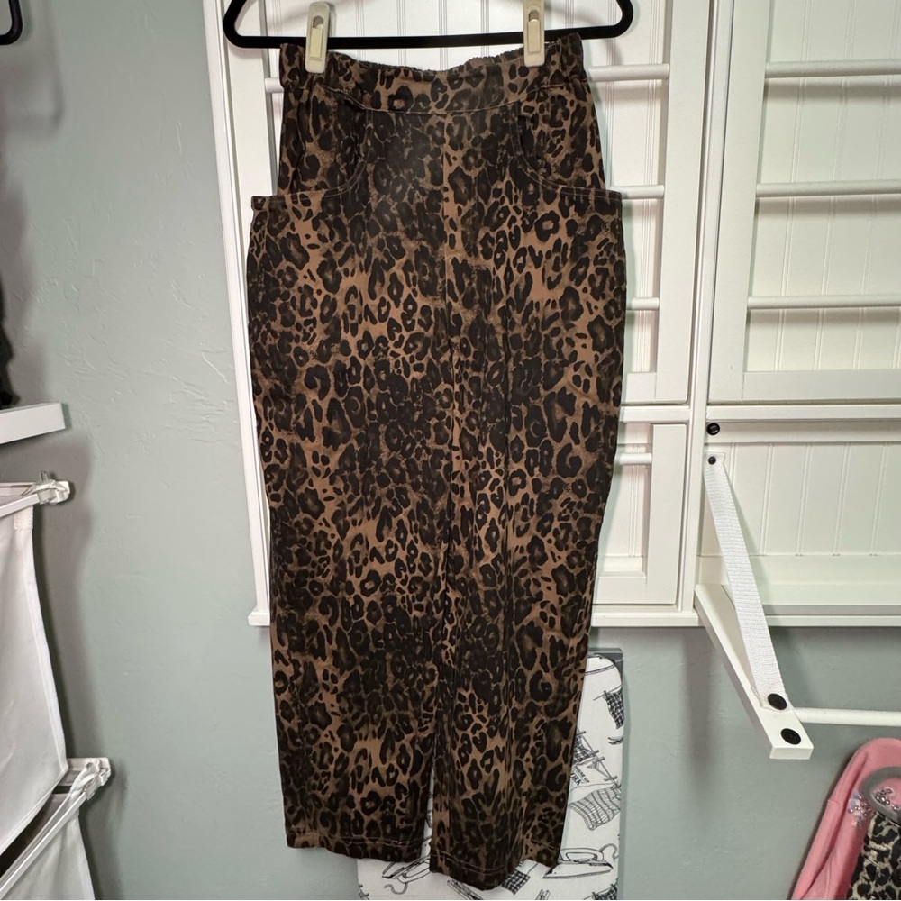 Anniewear Brown Leopard Print Pants - size Small - NWOT - Picture 6 of 16